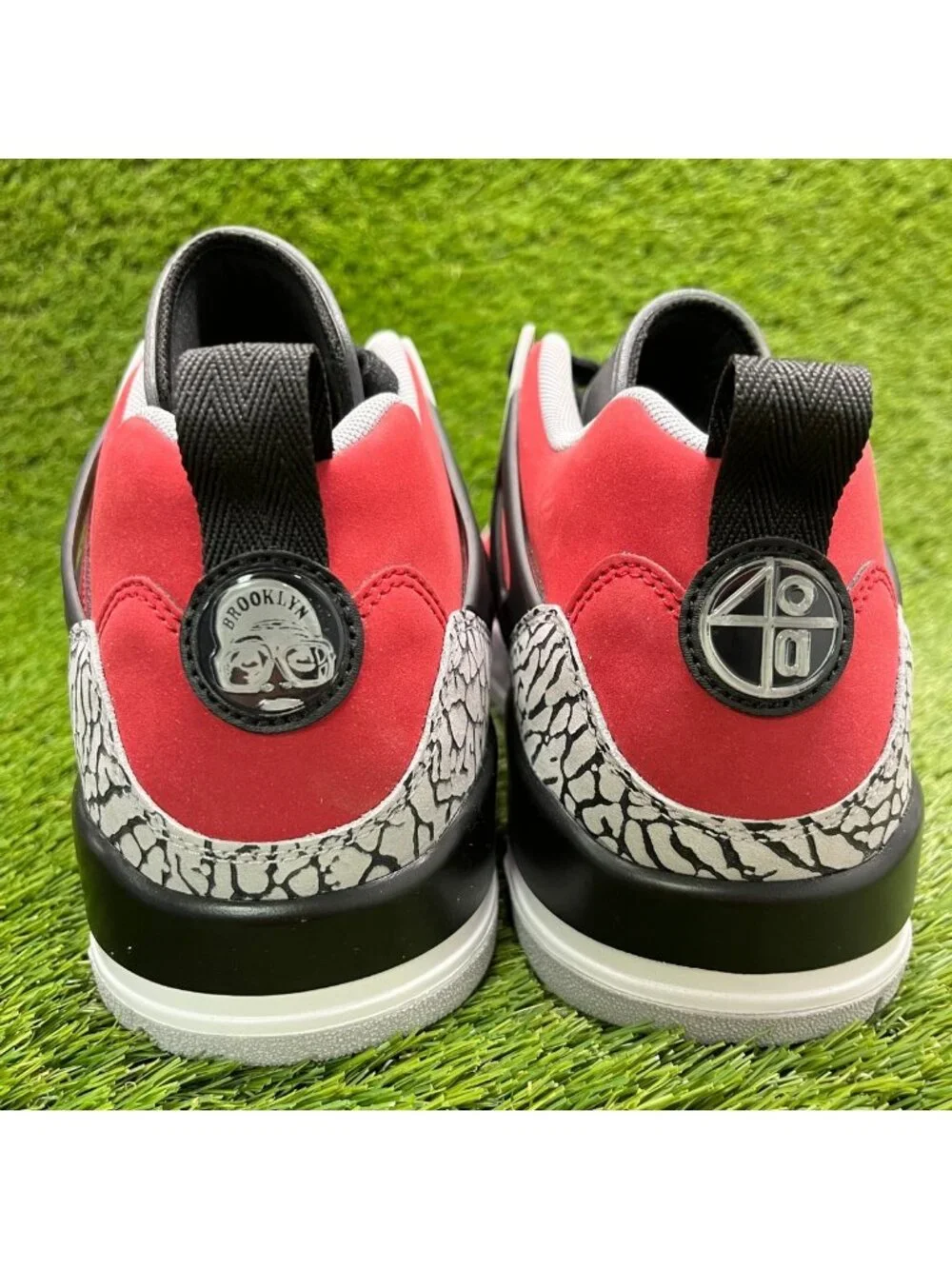 Nike Air Jordan Spizike Low Toro Mens Size 12 Red Black Athletic Shoes Sneakers